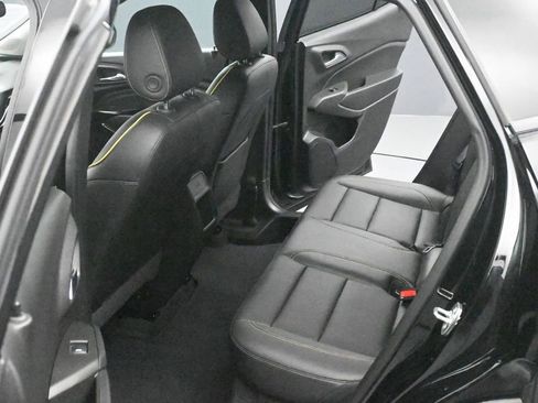 Used 2024 Chevrolet Trax ACTIV w/ Sunroof Package FWD image 14