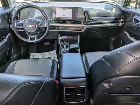 Certified 2025 Kia Sportage EX FWD image 14