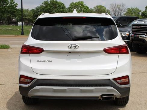 Used 2019 Hyundai Santa Fe SEL FWD image 4