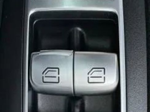Used 2015 Mercedes-Benz C 300 4MATIC Sedan image 45