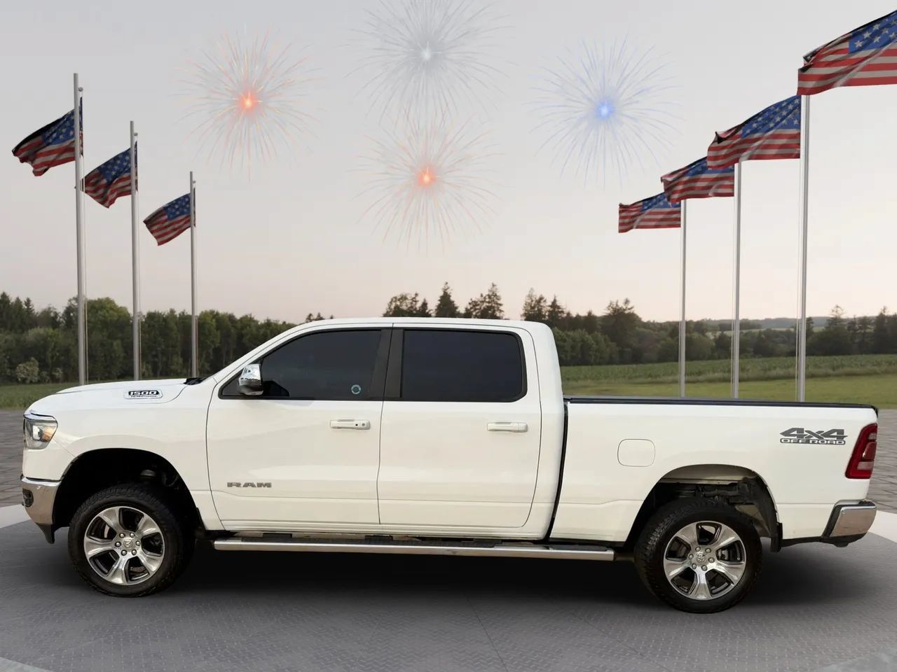 Used 2023 RAM 1500 Laramie AWD/4WD image 13