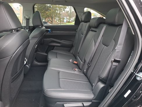 New 2026 Kia Sorento S FWD image 5