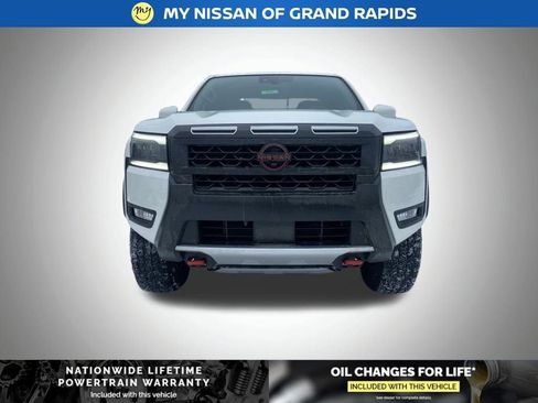 New 2026 Nissan Frontier PRO-4X w/ Pro-4x Convenience Package image 8