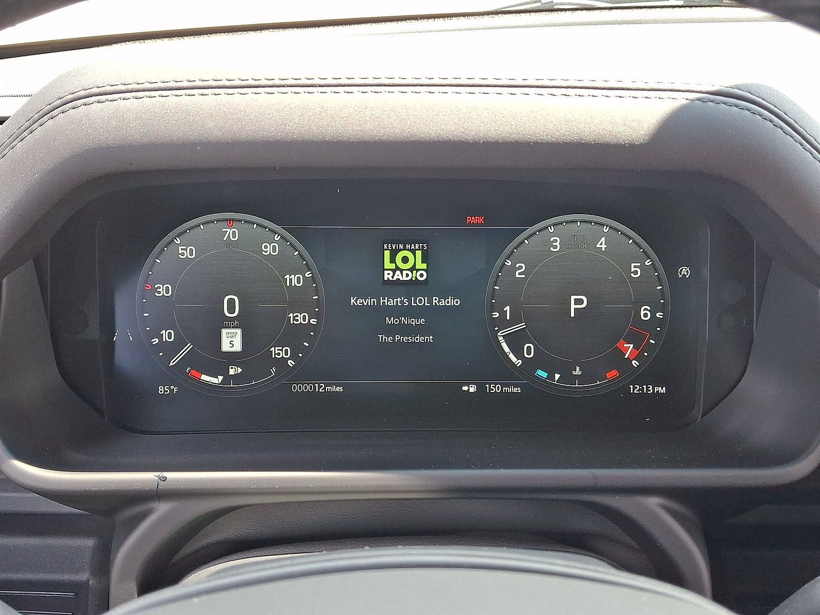 New 2026 Land Rover Defender 110 X-Dynamic SE AWD/4WD image 7