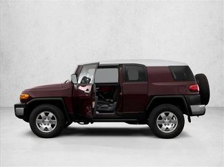 Used 2007 Toyota FJ Cruiser 4WD video 2