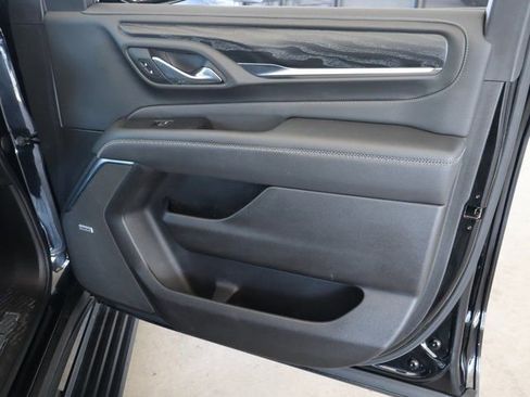 Used 2021 GMC Yukon XL Denali w/ Denali Premium Package image 52