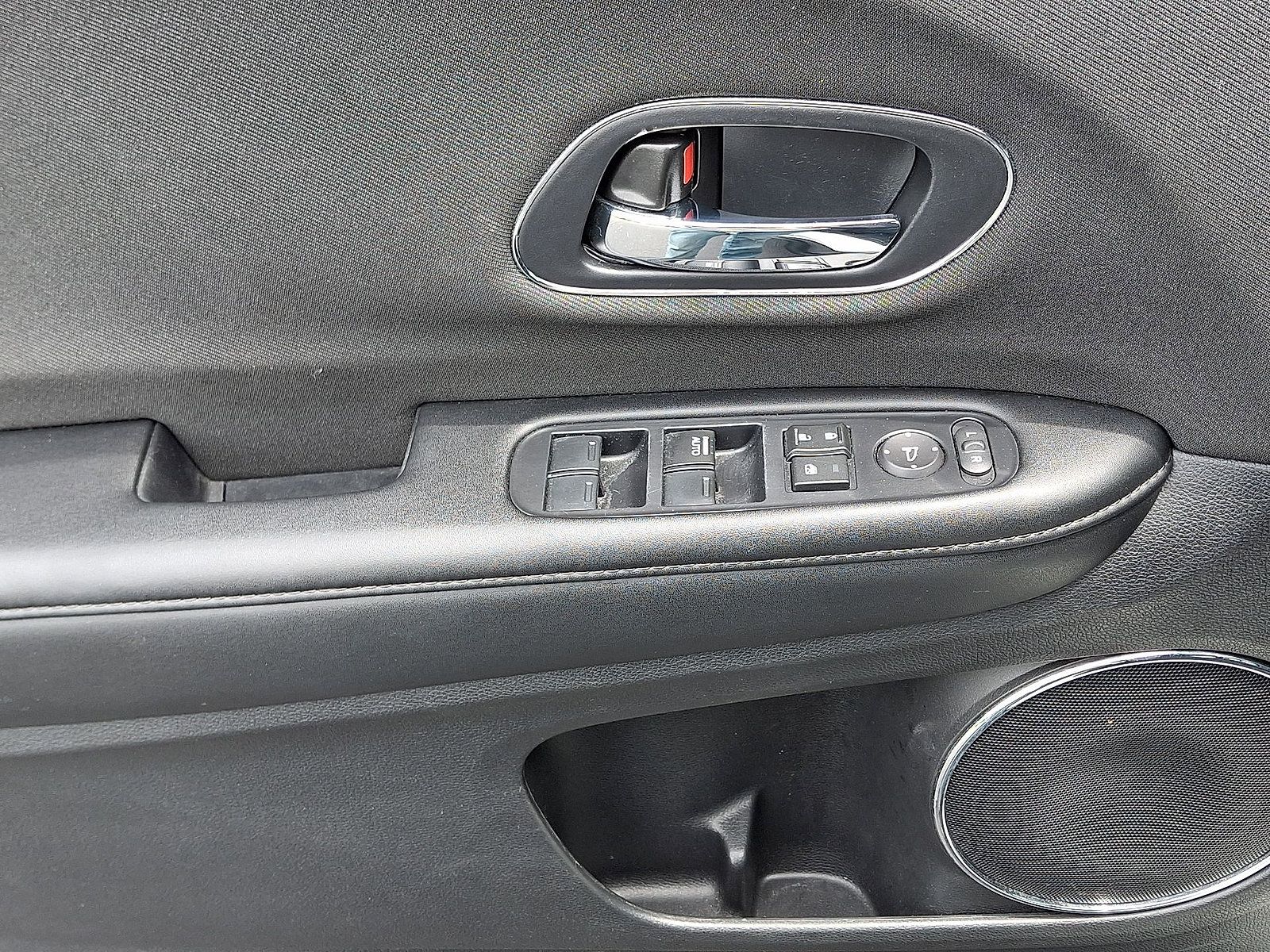 Used 2022 Honda HR-V EX image 10