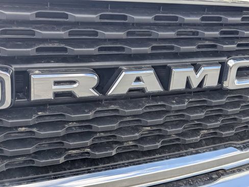 Used 2024 RAM 2500 Big Horn w/ Off Road Package AWD/4WD image 11