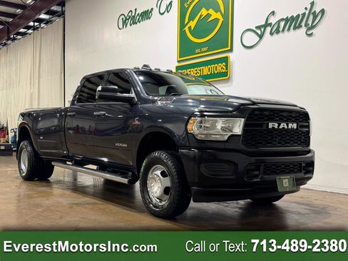 Used 2022 RAM 3500 Tradesman w/ Bed Utility Group AWD/4WD image 1