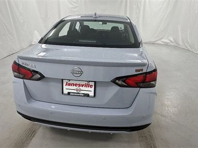 New 2025 Nissan Versa SR w/ Trunk Package