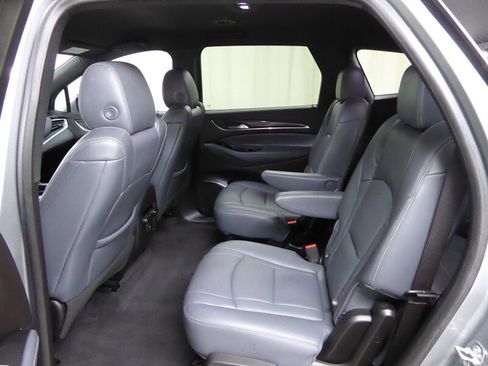 Used 2023 Buick Enclave Essence w/ Sport Touring Edition image 29