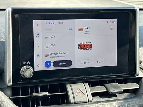 Used 2023 Toyota RAV4 XLE w/ Convenience Package image 21