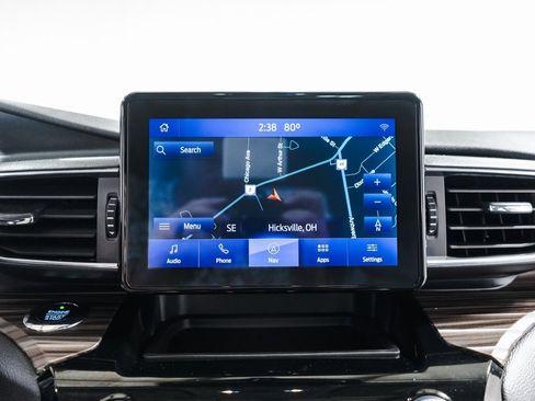 Used 2021 Ford Explorer Limited w/ Equipment Group 301A image 17