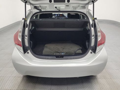 Used 2016 Toyota Prius C Three FWD image 29
