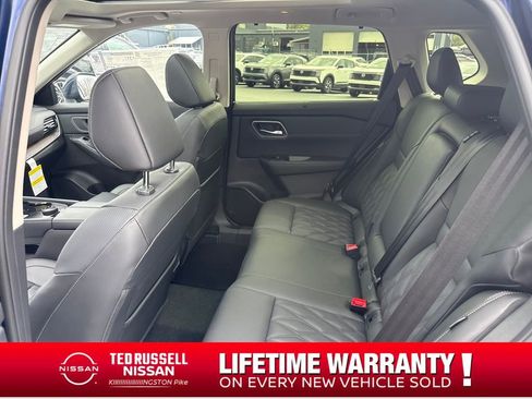 New 2026 Nissan Rogue Platinum w/ Platinum Premium Package image 25