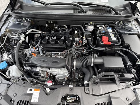 Certified 2025 Honda Accord SE image 36