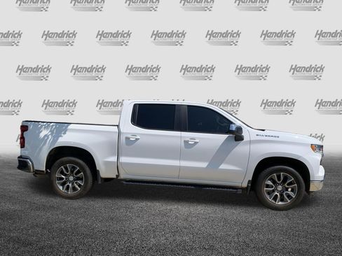 Used 2022 Chevrolet Silverado 1500 LT RWD image 11