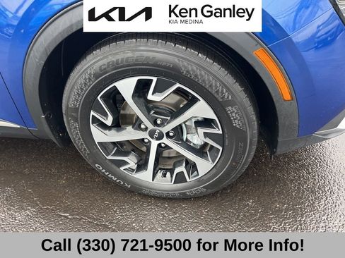Certified 2025 Kia Sportage EX w/ Premium Package image 22