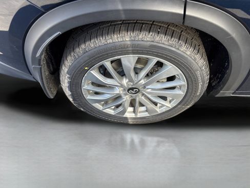 Used 2023 INFINITI QX50 Luxe AWD/4WD image 29