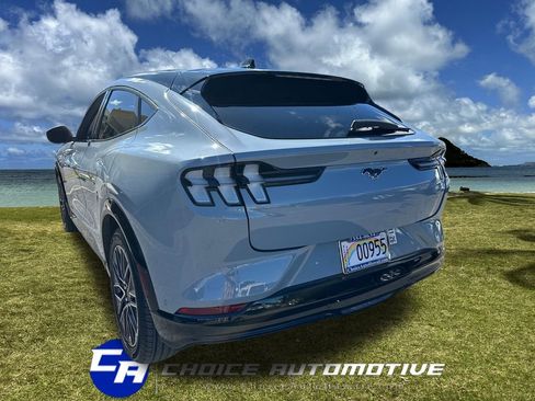 Used 2024 Ford Mustang Mach-E Premium image 5