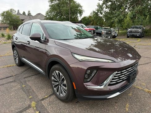 Used 2024 Buick Envision Preferred AWD/4WD image 3