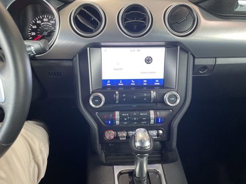 Used 2022 Ford Mustang Premium image 19