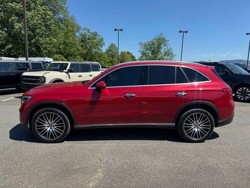 Used 2024 Mercedes-Benz GLC 300 image 4