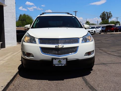 Used 2012 Chevrolet Traverse LT FWD image 16