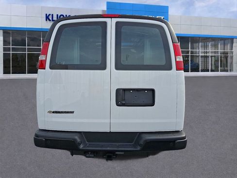 New 2025 Chevrolet Express 3500 WT Van w/ Driver Convenience Package image 5