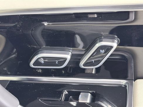 New 2026 Land Rover Range Rover SE AWD/4WD image 34