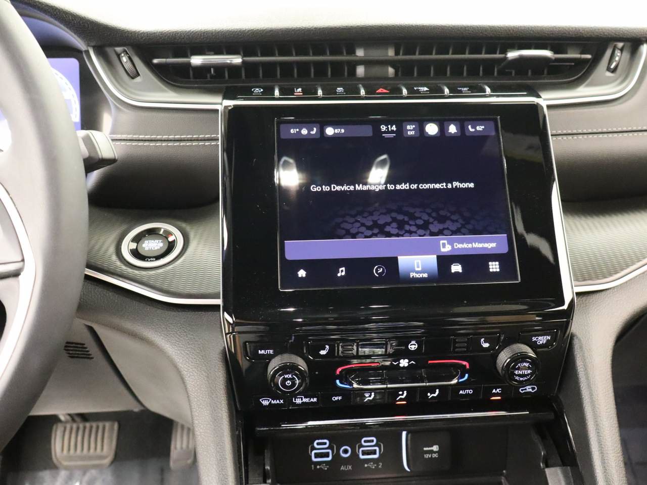 Used 2023 Jeep Grand Cherokee L Laredo AWD/4WD image 10