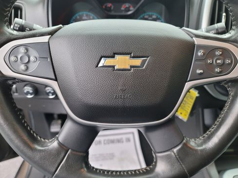 Used 2015 Chevrolet Colorado LT image 13