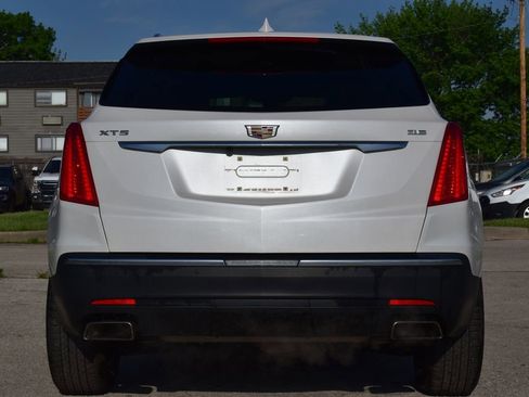 Used 2018 Cadillac XT5 Luxury w/ Driver Awareness Package FWD image 6