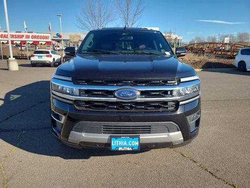 Used 2024 Ford Expedition Limited image 14