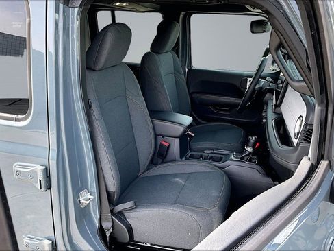 Used 2025 Jeep Wrangler Unlimited Sahara w/ Safety Group image 16