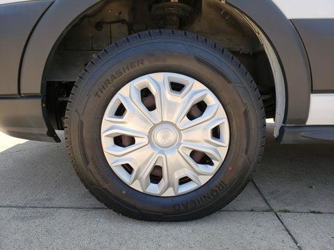 Used 2015 Ford Transit 350 XLT image 27