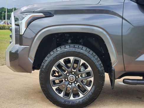 Used 2024 Toyota Tundra Limited w/ Power Package AWD/4WD image 13
