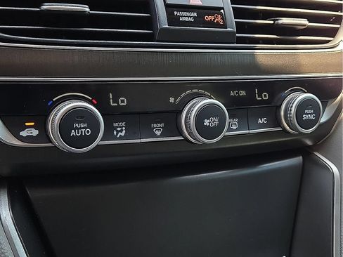 Used 2018 Honda Accord LX image 28