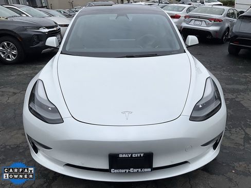 Used 2021 Tesla Model 3 Standard Range Plus image 2