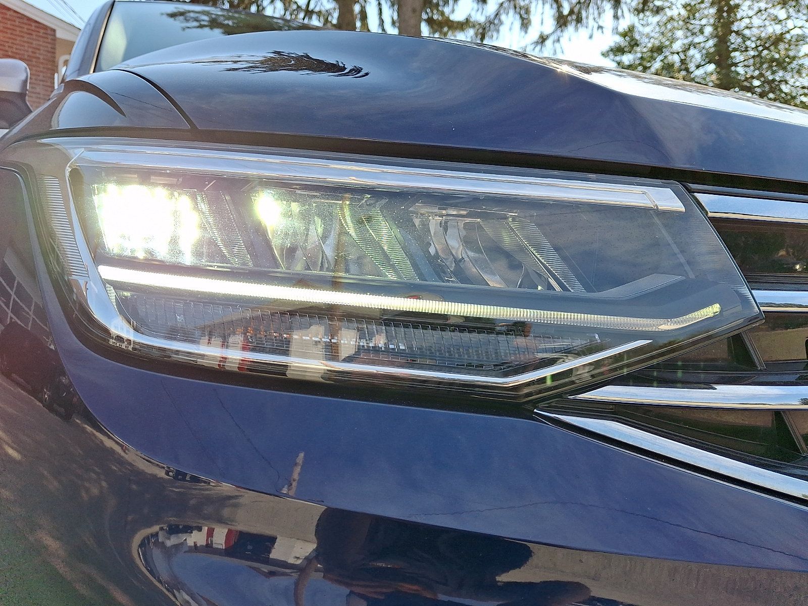 Used 2024 Volkswagen Tiguan Wolfsburg Edition FWD image 9