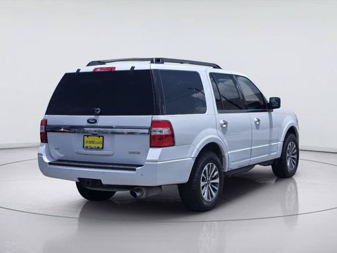 Used 2016 Ford Expedition XLT RWD image 6