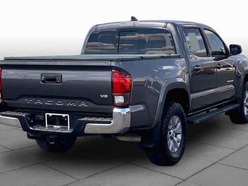 Used 2019 Toyota Tacoma SR5 RWD image 13