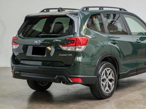 Used 2024 Subaru Forester Premium AWD/4WD image 14