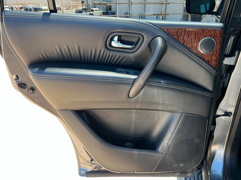 Used 2018 Nissan Armada SL w/ Moonroof Package AWD/4WD image 18