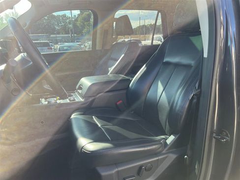 Used 2022 Ford Expedition Max XLT AWD/4WD image 5