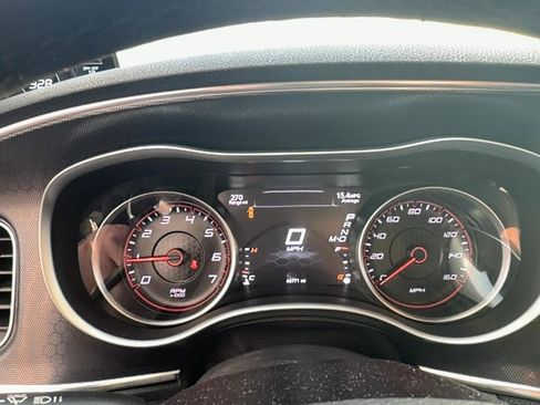 Used 2015 Dodge Charger R/T image 22