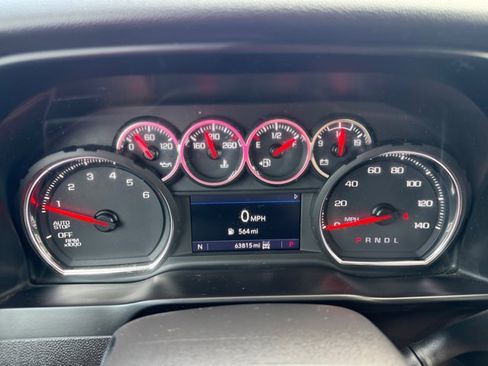 Used 2020 Chevrolet Silverado 1500 RST AWD/4WD image 31