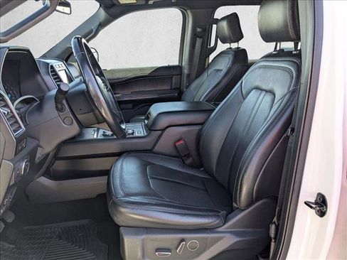 Used 2020 Ford Expedition Limited w/ Equipment Group 301A image 12