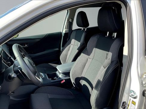 Certified 2025 Subaru Outback Premium AWD/4WD image 19