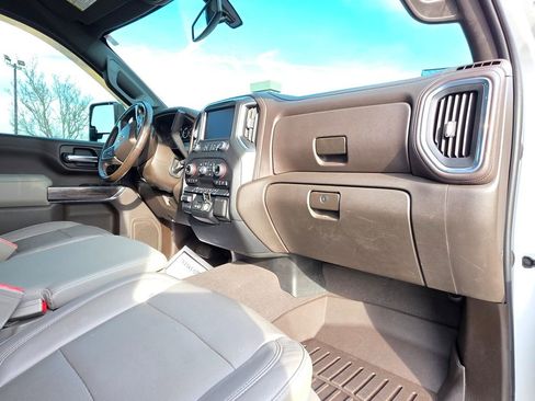 Used 2020 Chevrolet Silverado 2500 LTZ w/ Gooseneck/5TH Wheel Package image 24